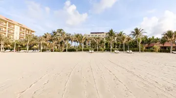 SUNNY BEACH RESORT & SPA