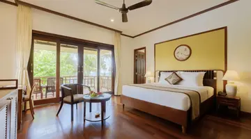 SUNNY BEACH RESORT & SPA
