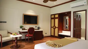 SUNNY BEACH RESORT & SPA