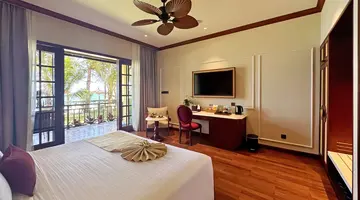 SUNNY BEACH RESORT & SPA