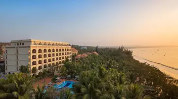 SUNNY BEACH RESORT & SPA