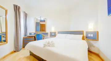 Sunny Coast Resort & Spa