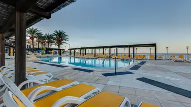 Sunny Coast Resort & Spa