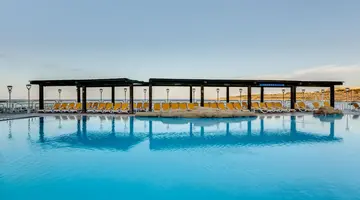 Sunny Coast Resort & Spa