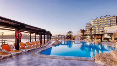 Sunny Coast Resort & Spa