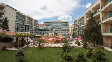 Sunny Day Club Hotel