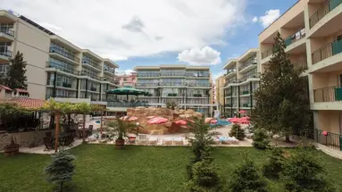Sunny Day Club Hotel