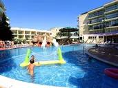 Sunny Day Club