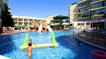 Sunny Day Club