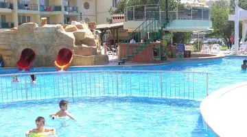 Sunny Day Club