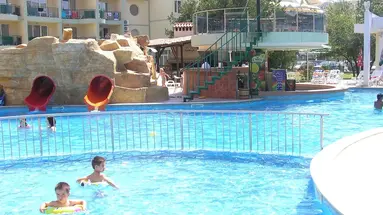 Sunny Day Club