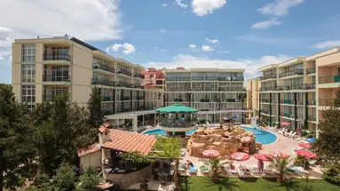 SUNNY DAY CLUB