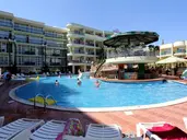 SUNNY DAY CLUB