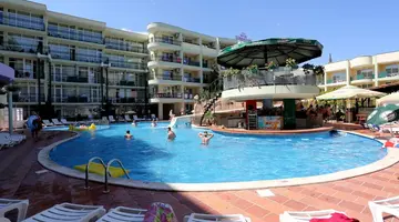 SUNNY DAY CLUB