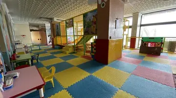 Sunny Day Palace