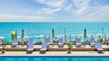 Sunny Day Resort Palace