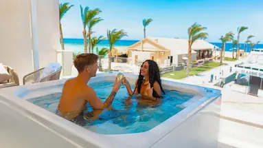 Sunny Days El Palacio ResorT