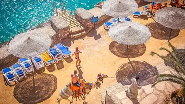 Sunny Days El Palacio ResorT