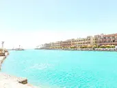 SUNNY DAYS EL PALACIO