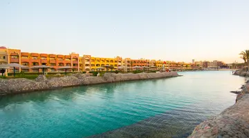 SUNNY DAYS EL PALACIO