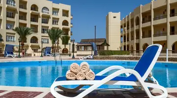 Sunny Days Mirette Resort & Aqua Park
