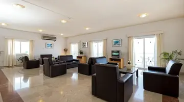 Sunny Hill Hotel Apts