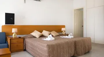 Sunny Hill Hotel Apts