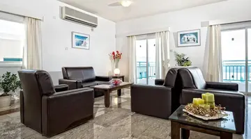 Sunny Hill Hotel Apts