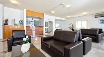 Sunny Hill Hotel