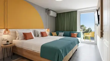 Sunny Makarska by Valamar