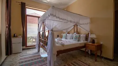 Sunny Palms Beach Bungalows