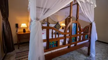 Sunny Palms Beach Bungalows