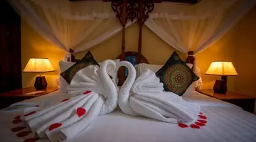 Sunny Palms Beach Bungalows