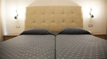Sunny Suites