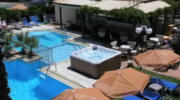 Sunny Suites