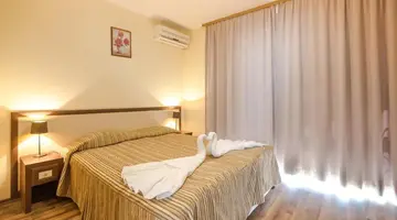 Sunny Victory Aparthotel