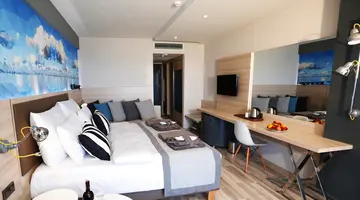 SUNPRIME C-LOUNGE ADULT ONLY