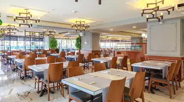 SUNPRIME C-LOUNGE HOTEL