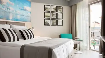 SUNPRIME C-LOUNGE HOTEL