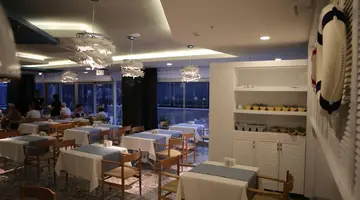 SUNPRIME C-LOUNGE HOTEL