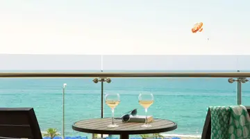 SUNPRIME C-LOUNGE HOTEL