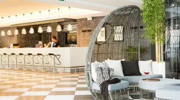 Sunprime C-Lounge Hotel