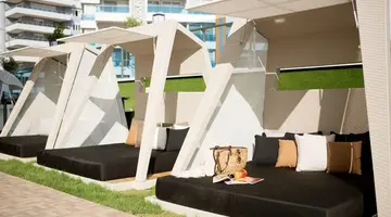 SUNPRIME C-LOUNGE HOTEL