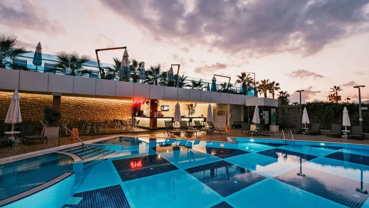 SUNPRIME C-LOUNGE HOTEL