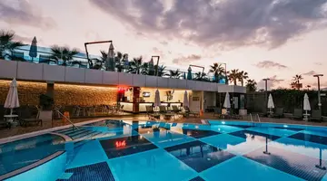 SUNPRIME C-LOUNGE HOTEL