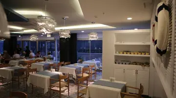 SUNPRIME C-LOUNGE HOTEL