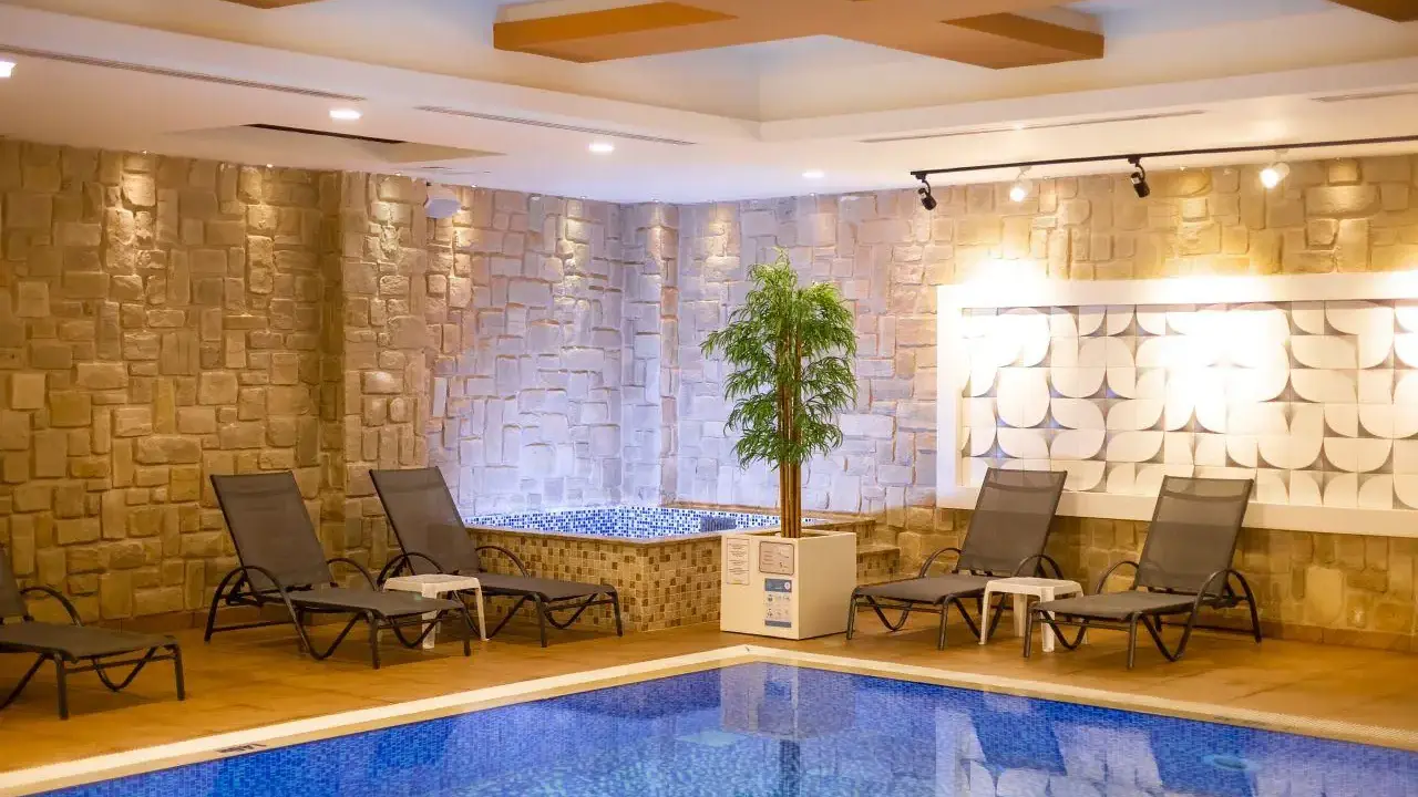 SUNPRIME C-LOUNGE HOTEL