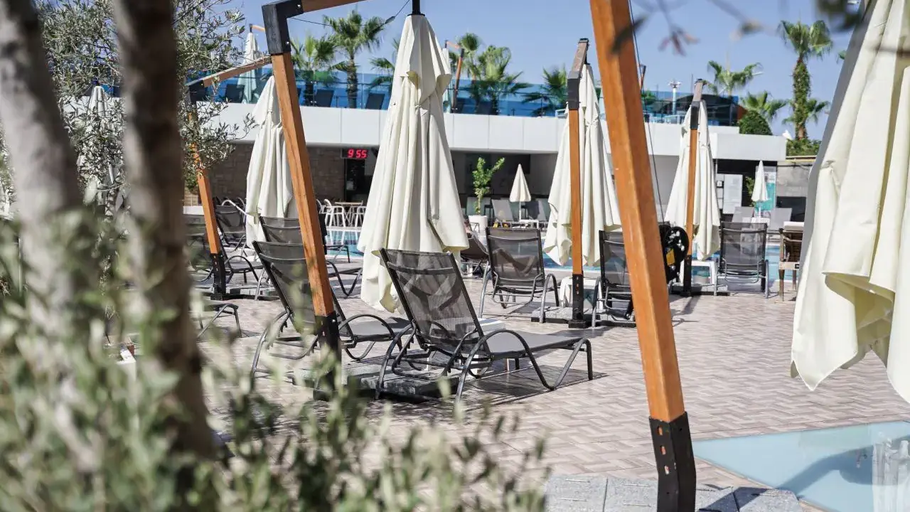 SUNPRIME C-LOUNGE HOTEL