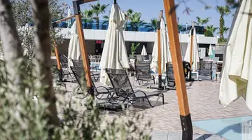SUNPRIME C-LOUNGE HOTEL