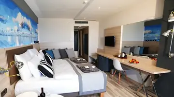 Sunprime C-Lounge Hotel